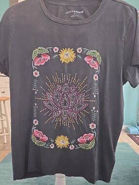 Lucky Brand Black Floral & Beaded Short-Sleeve Tee New Without Tag.